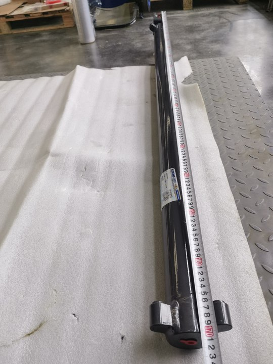 φ50-35-586-863 Feed Hydraulic Cylinder for Underground Mining Drill Rig 18MPa Advance Cylinder 